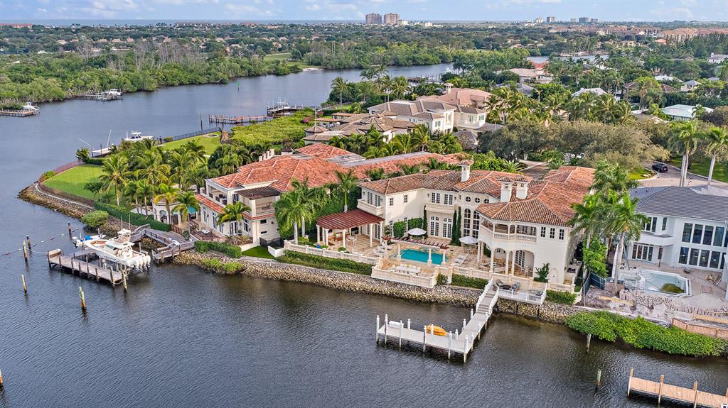 Admirals Cove - Residential