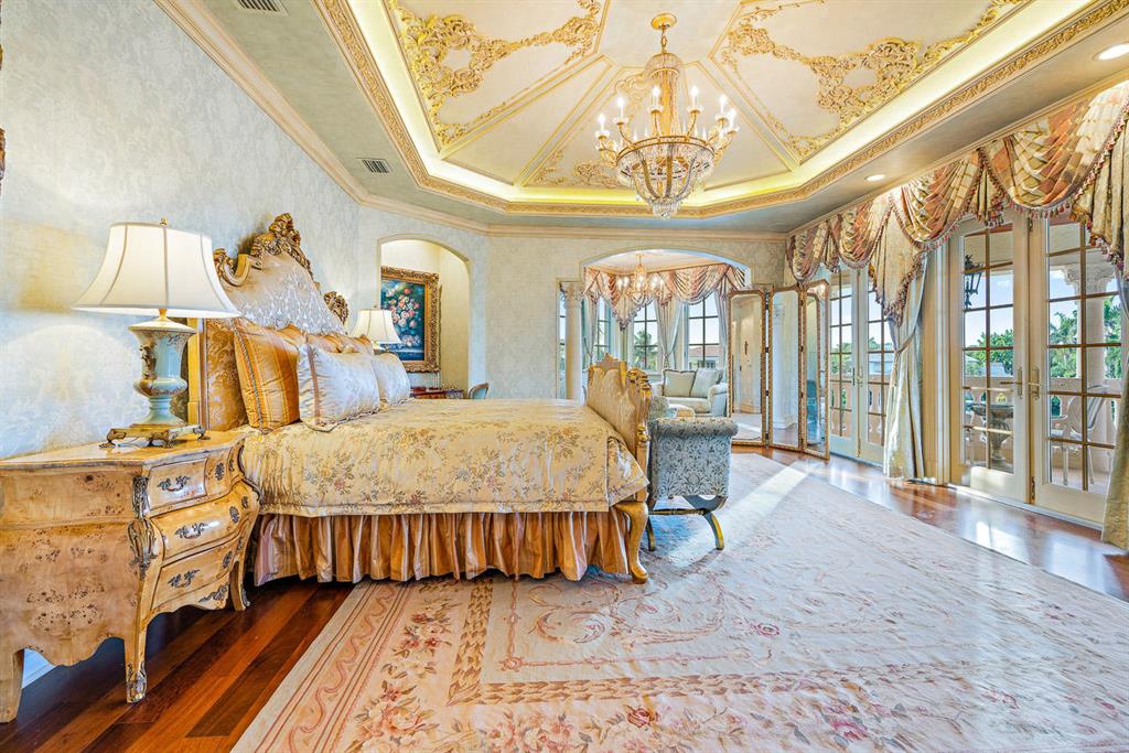 Admirals Cove - Residential