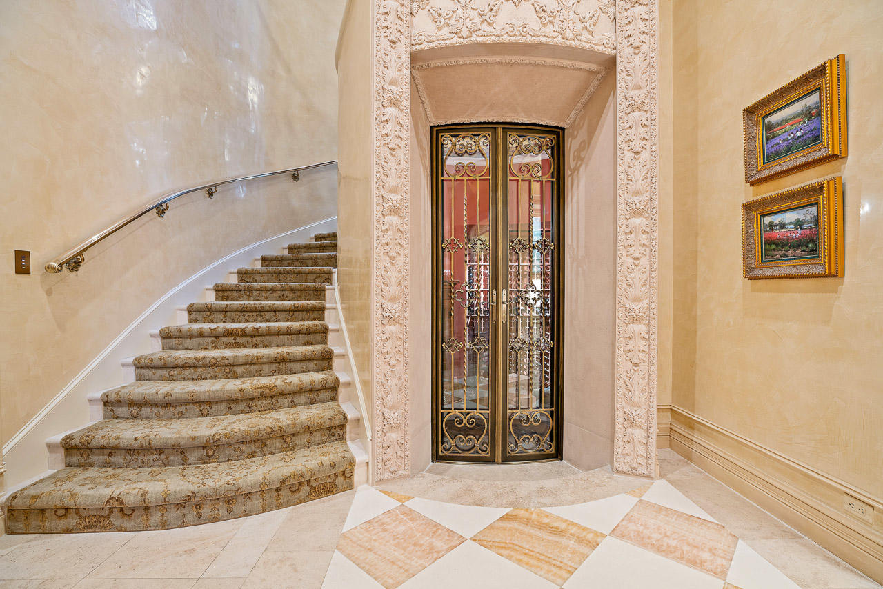 Admirals Cove - Residential