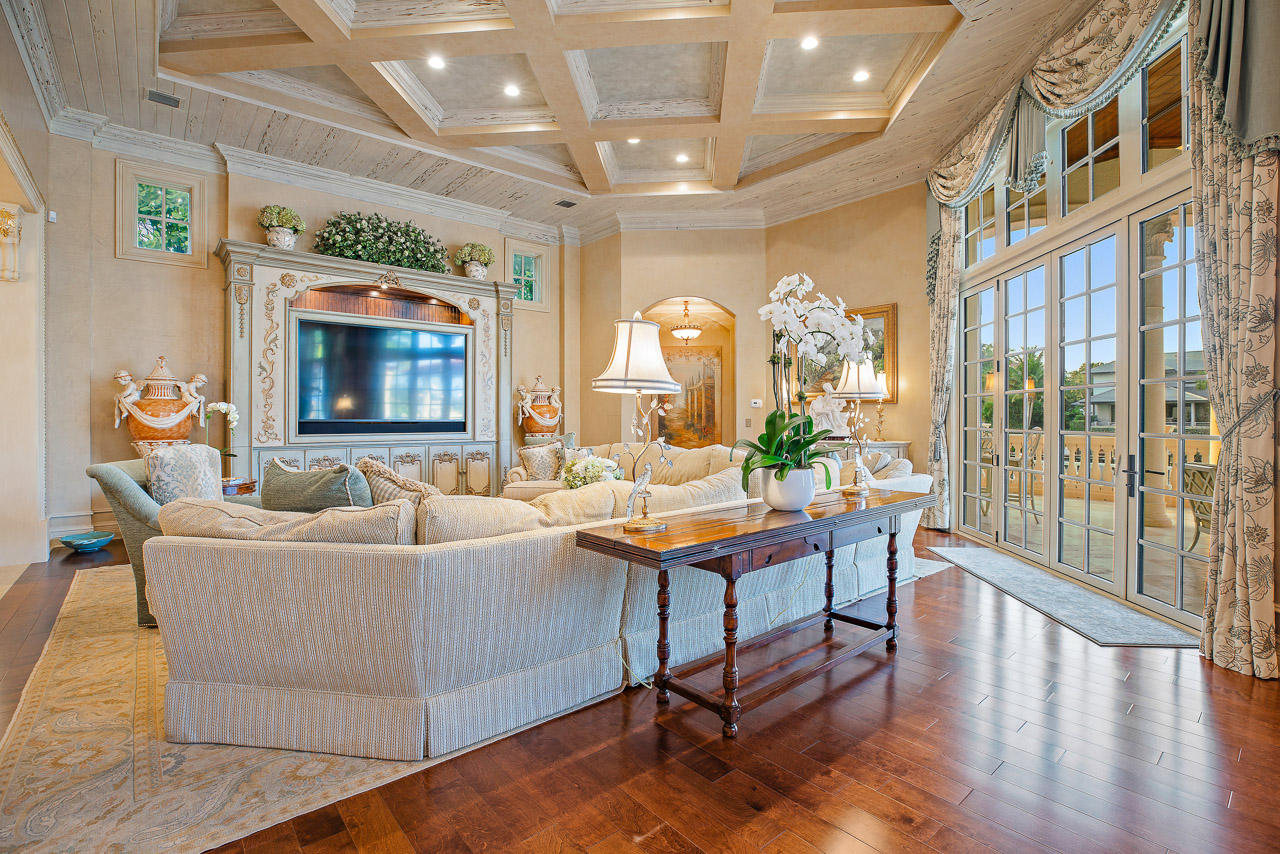 Admirals Cove - Residential