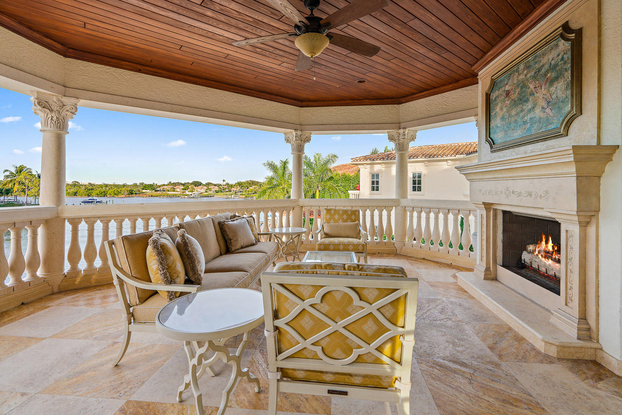 Admirals Cove - Residential