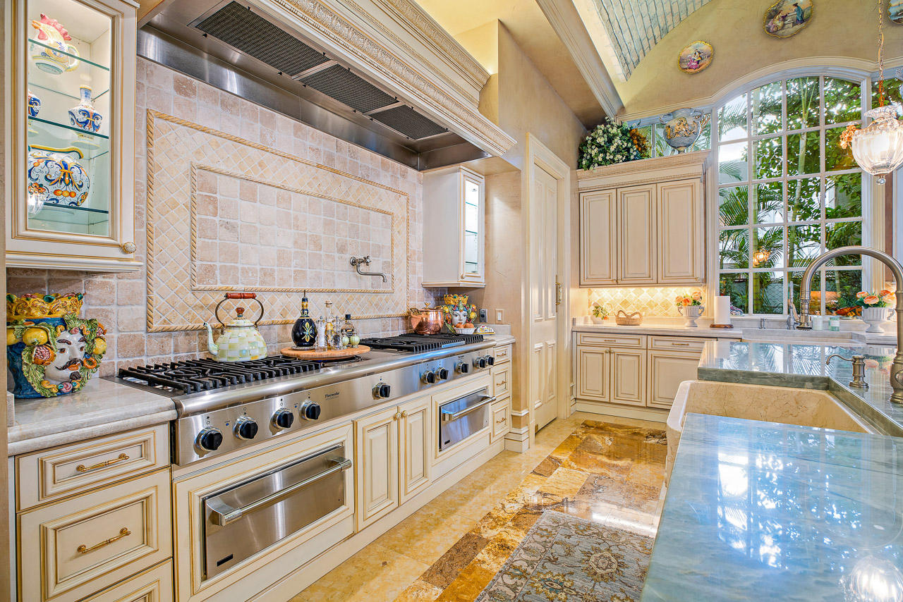 Admirals Cove - Residential