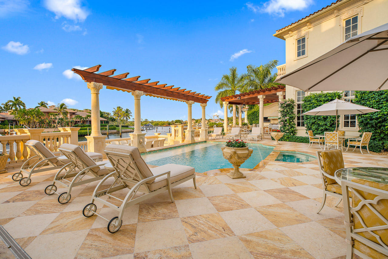 Admirals Cove - Residential