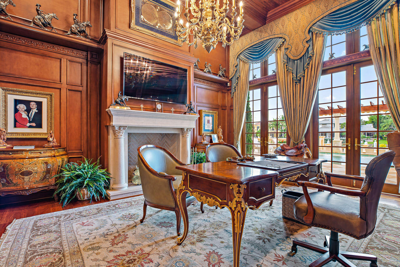 Admirals Cove - Residential