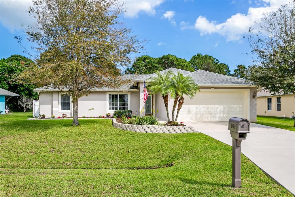Photo of 6445 NW Fagan Street St, Port St Lucie, FL 34986 (MLS # R10696955)