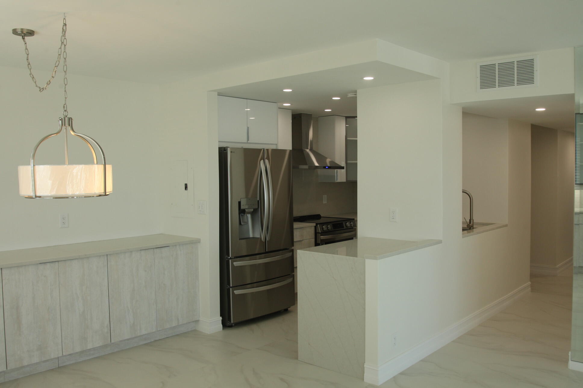 340 Sunset Drive 610