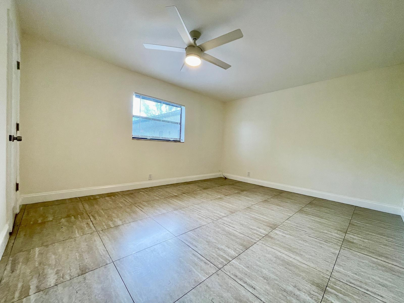 RESUB OF HIGHLAND ESTATES - Residential Lease