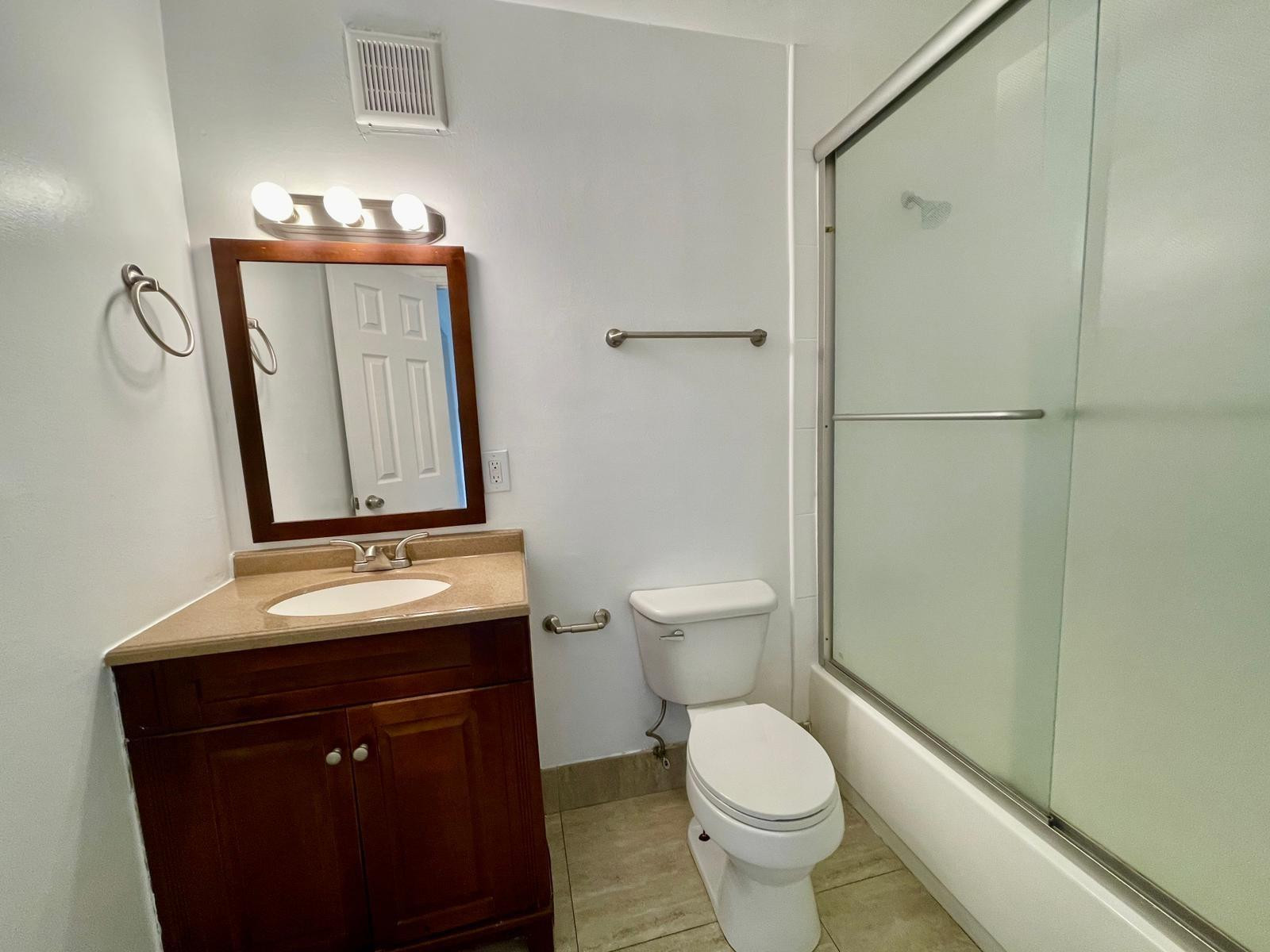 RESUB OF HIGHLAND ESTATES - Residential Lease