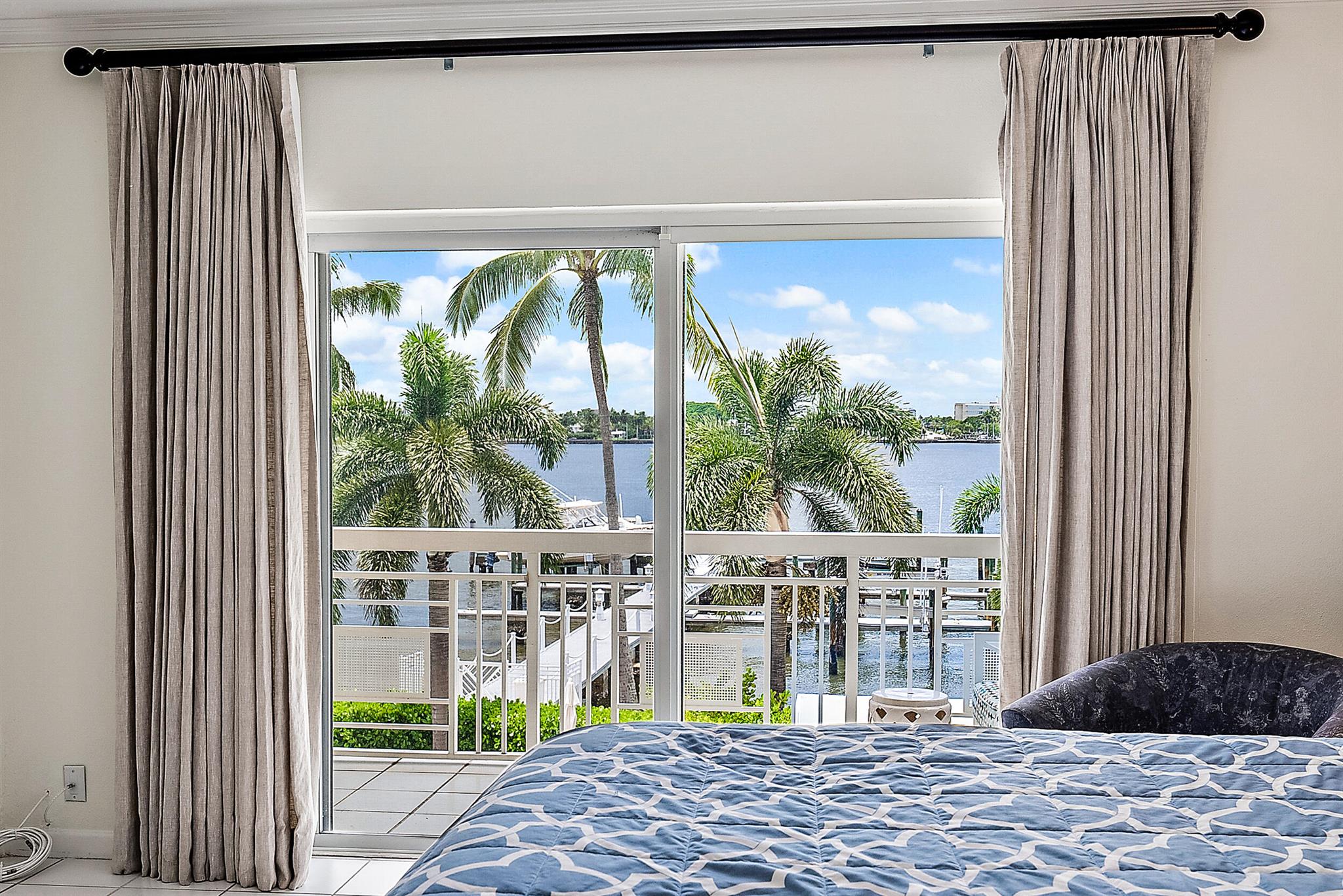 LAKE TOWERS CONDO - Residential Lease