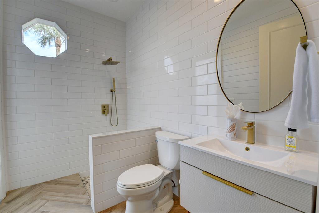 ST ANDREWS COUNTRY CLUB - Residential