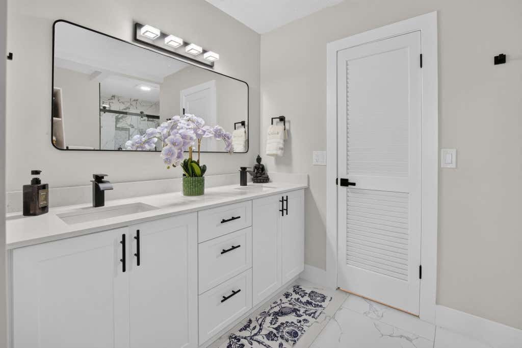 Photo of 8967 Belle Aire Drive, Boca Raton, FL 33433 (MLS # B26059596)