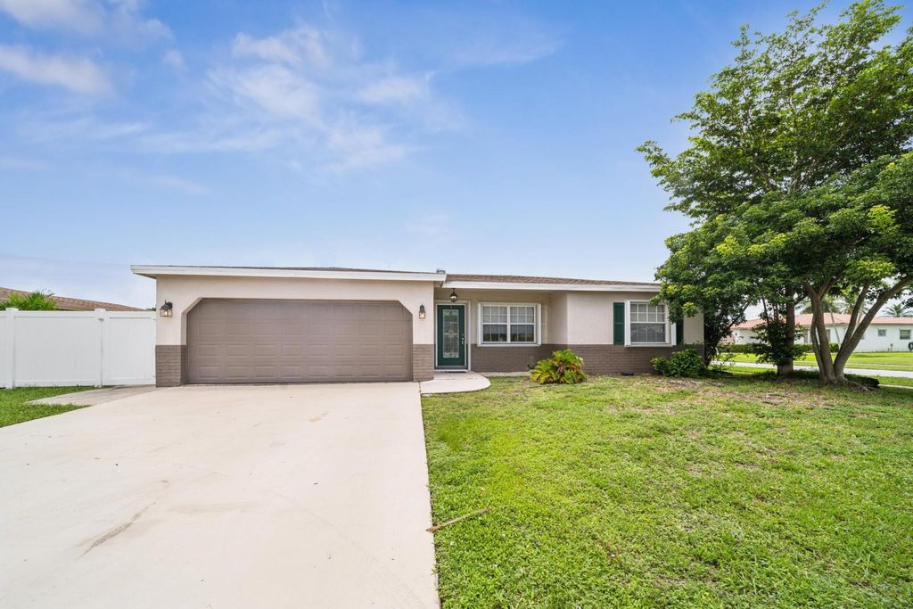 Photo of 22334 Doran Avenue, Boca Raton, FL 33428 (MLS # F10444166)