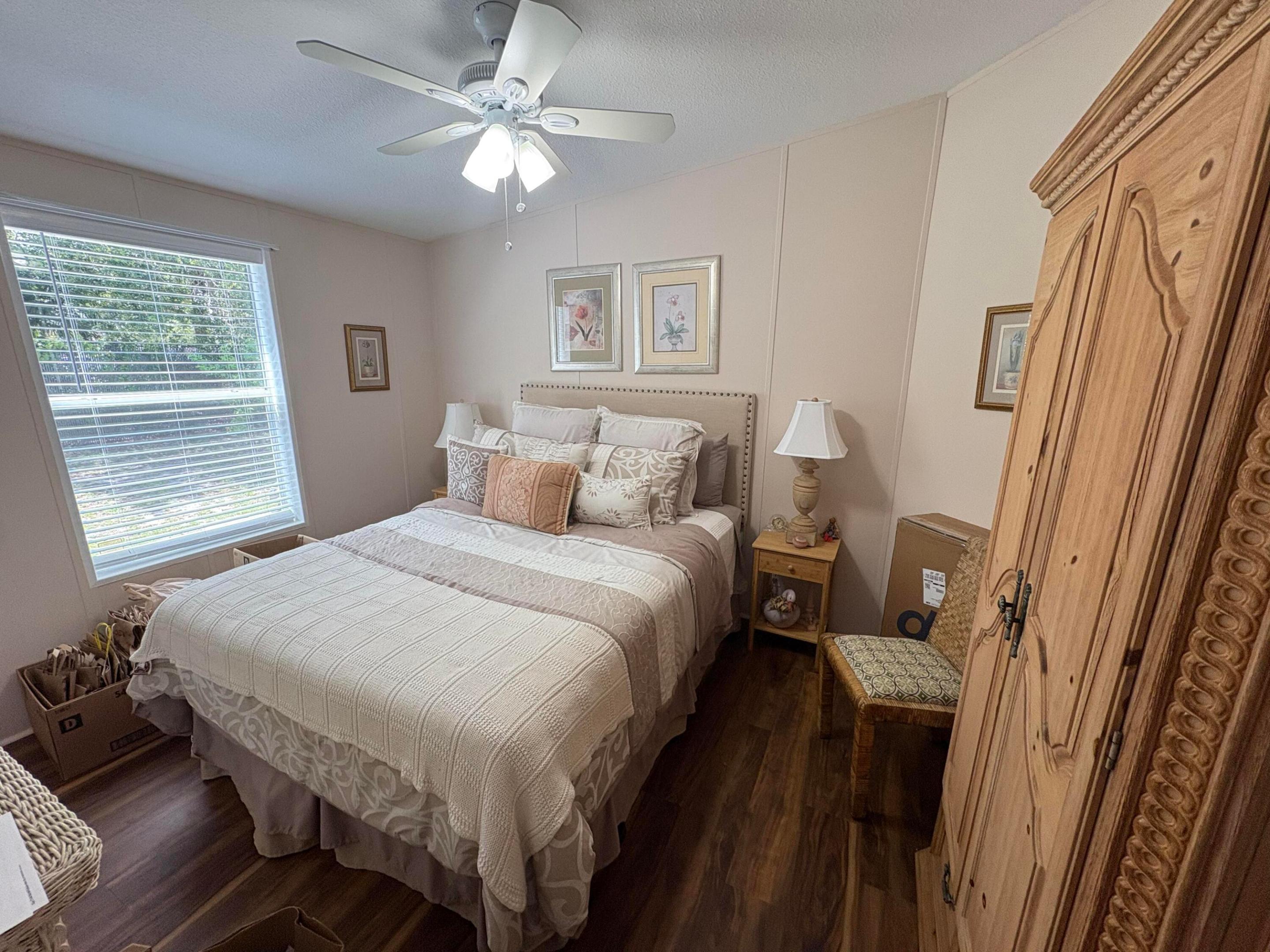 THE MEADOWS - Residential