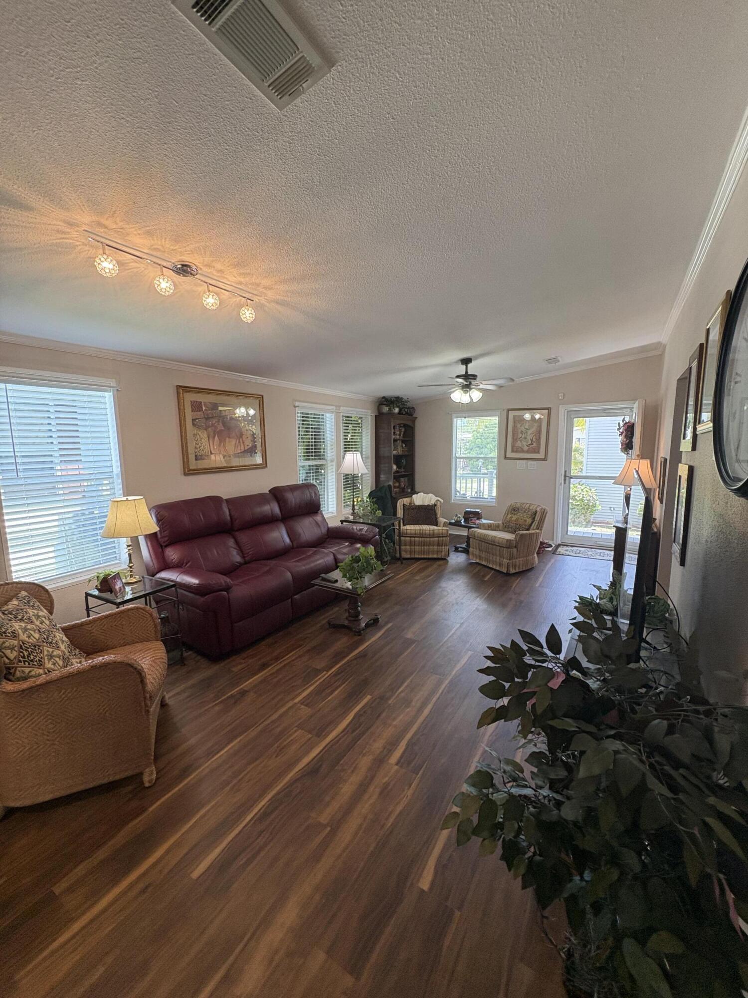 THE MEADOWS - Residential