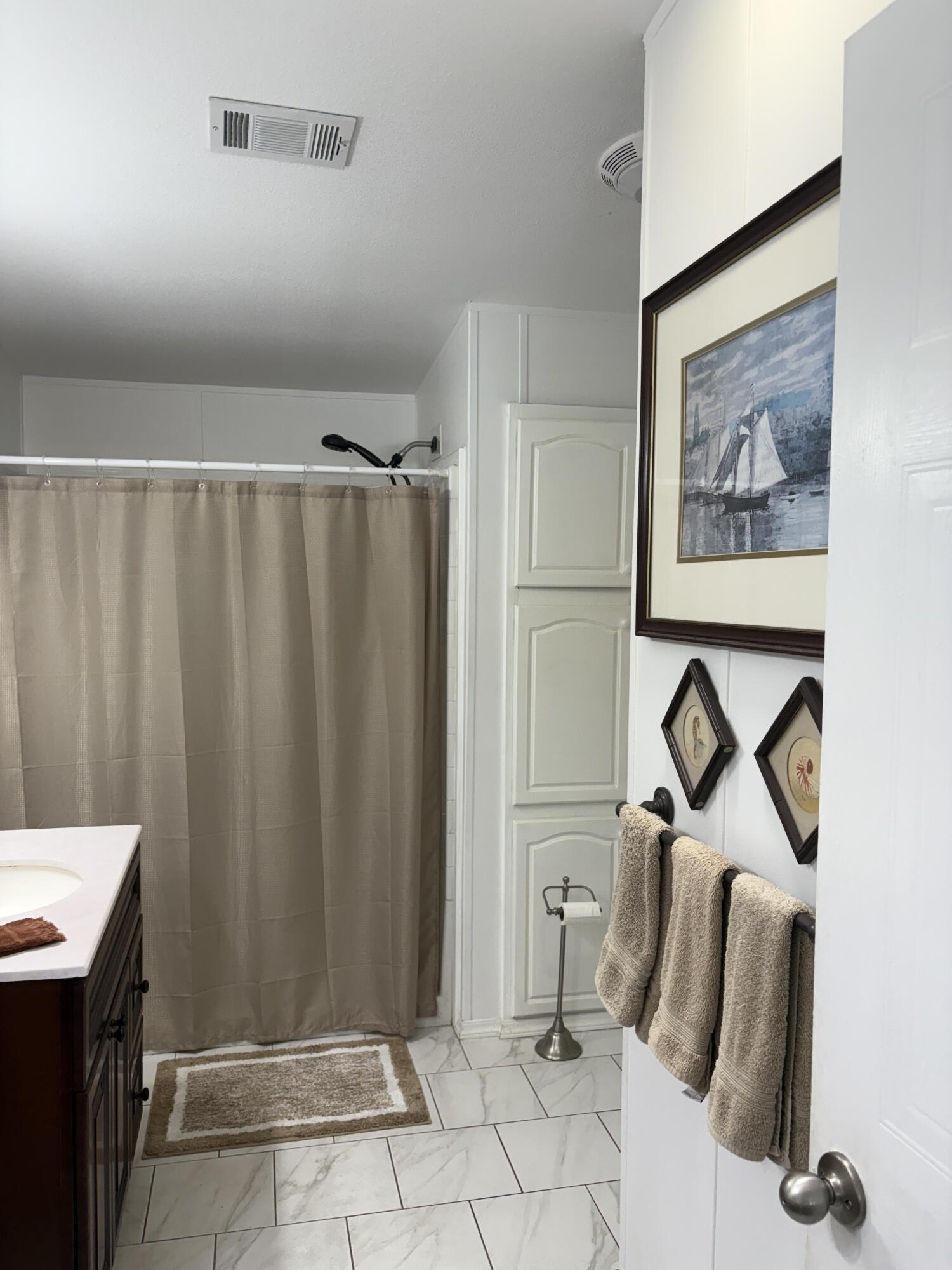 THE MEADOWS - Residential