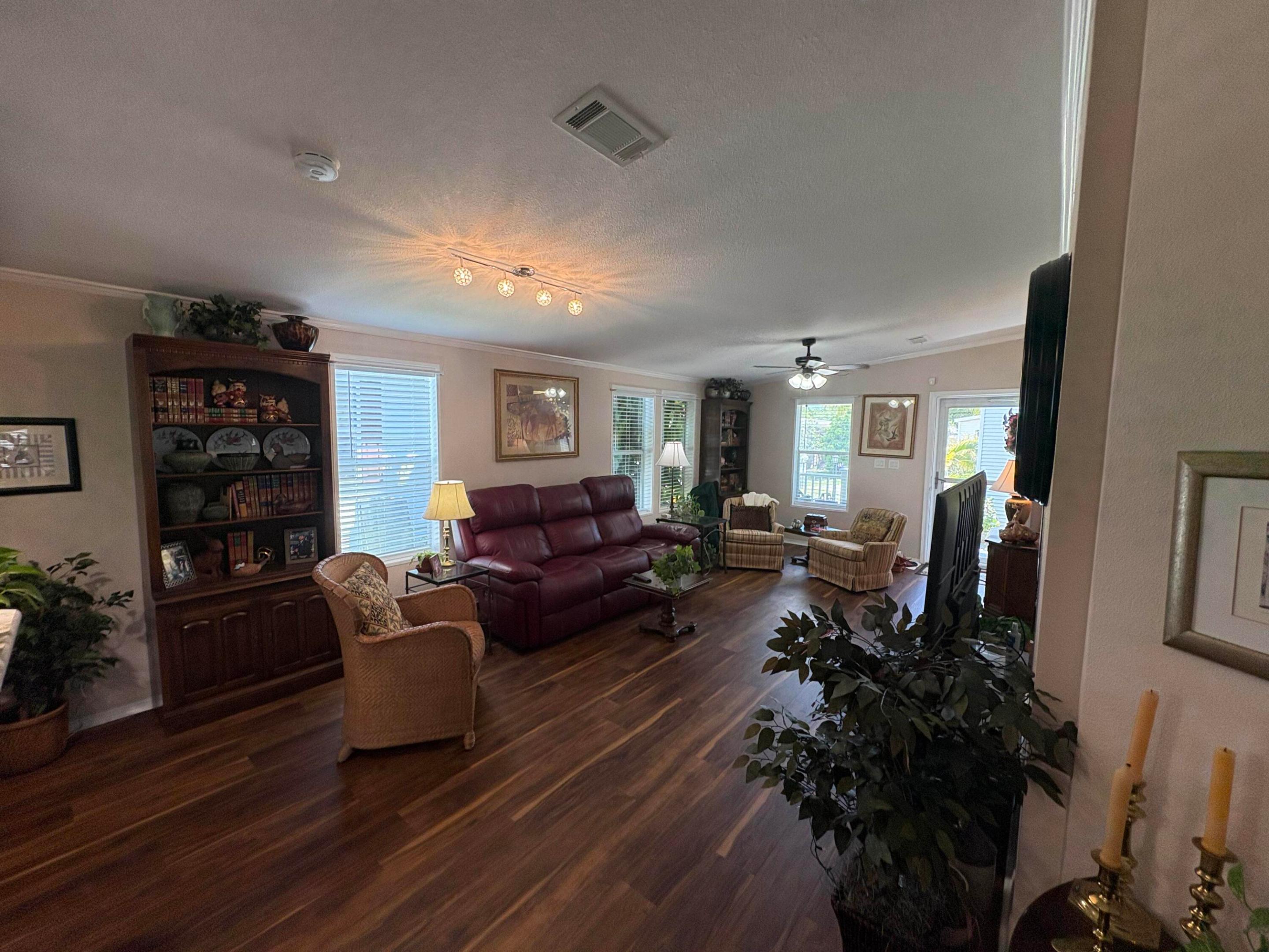 THE MEADOWS - Residential