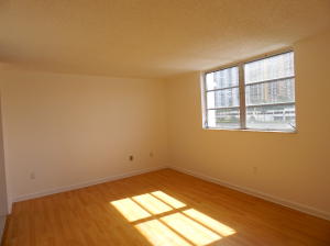 EDEN POINT SOUTH CONDO - Residential Lease