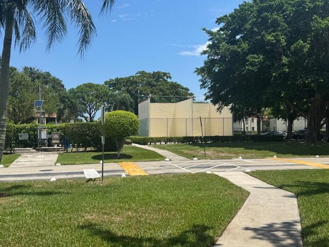 PINE RIDGE AT HAVERHILL C - Residential Lease