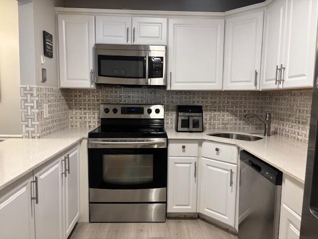 PINE RIDGE AT HAVERHILL C - Residential Lease