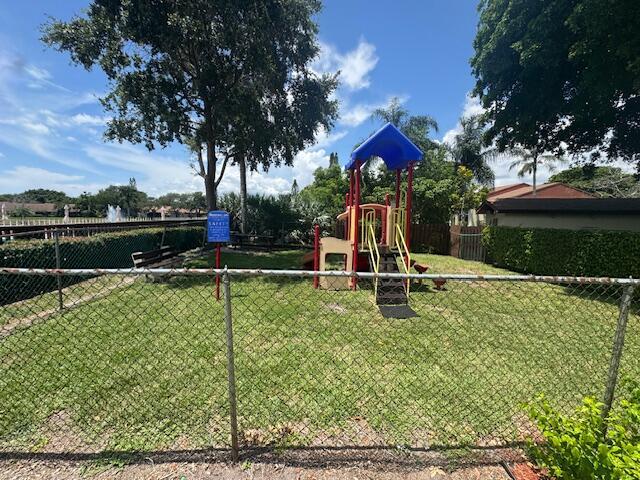 PINE RIDGE AT HAVERHILL C - Residential Lease