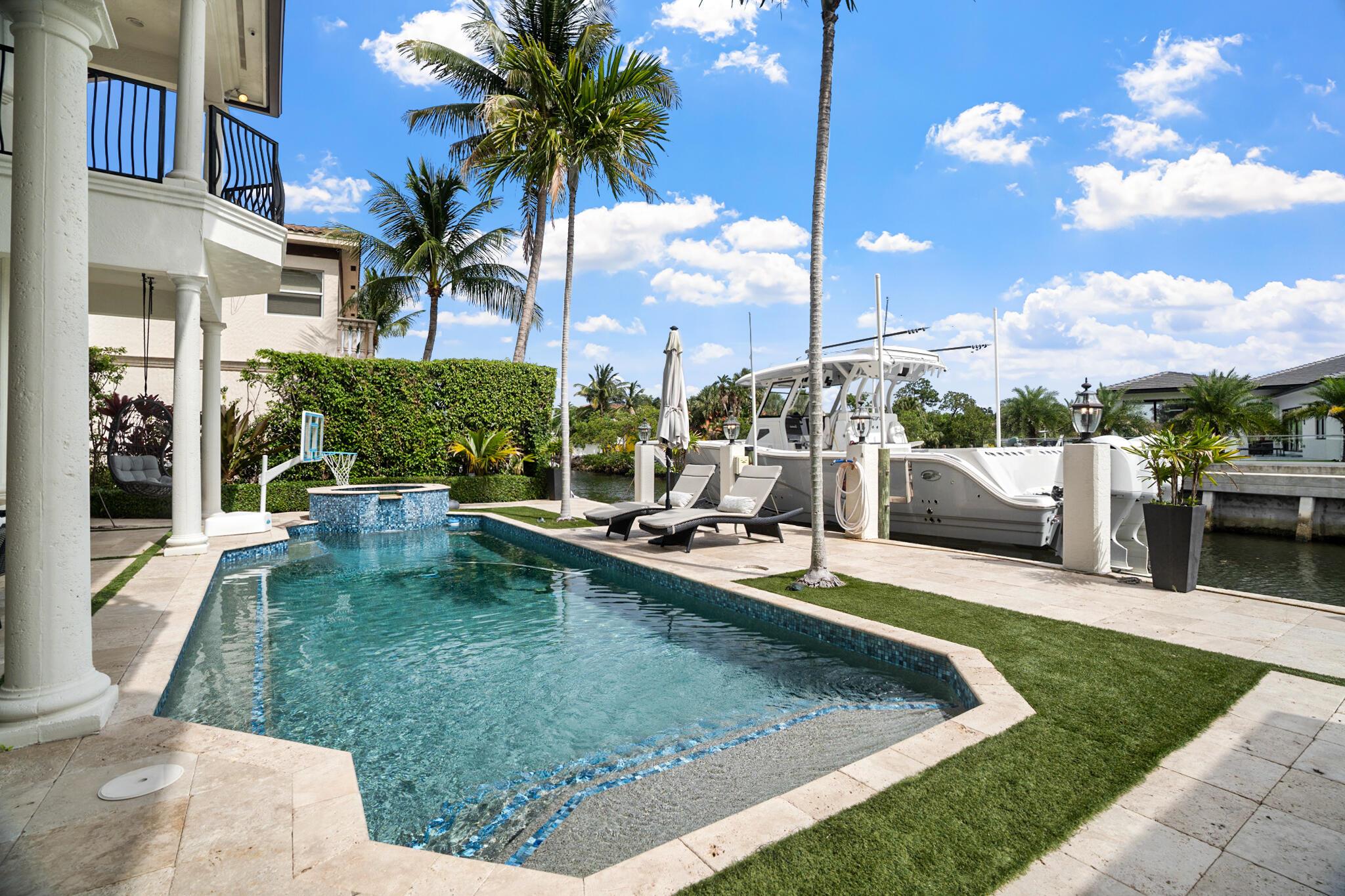 CARIBBEAN KEYS - Residential