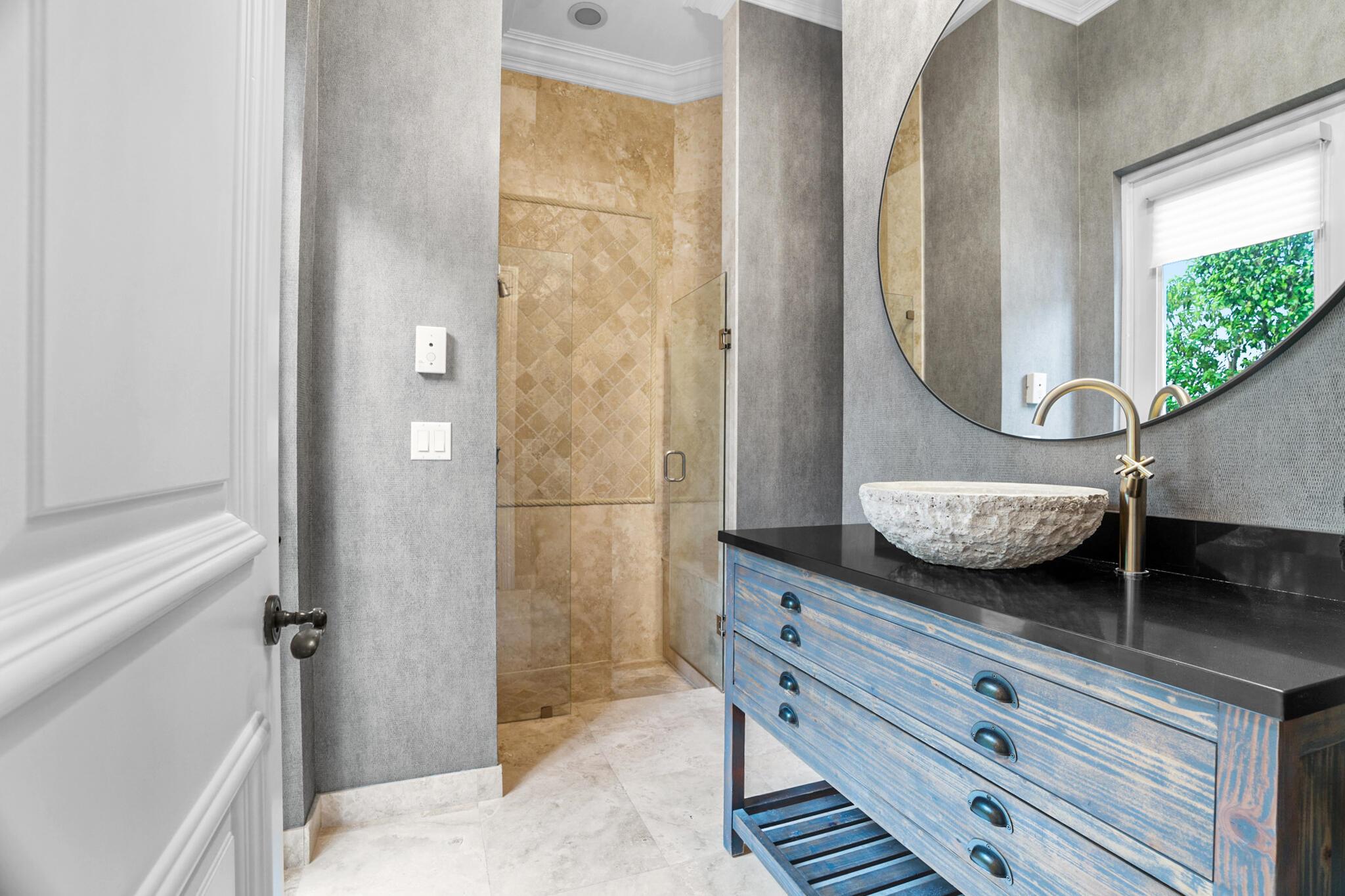 CARIBBEAN KEYS - Residential