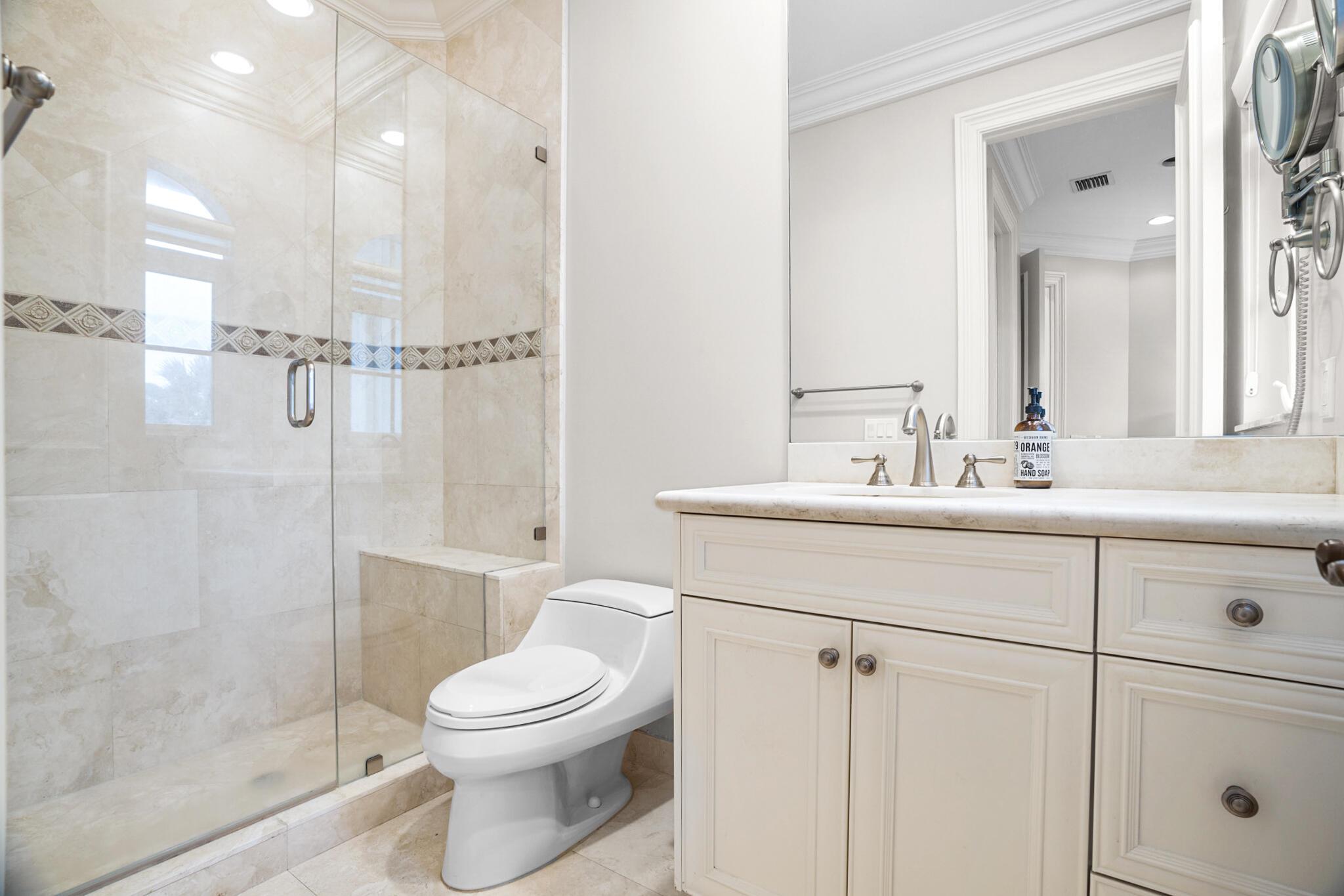 CARIBBEAN KEYS - Residential