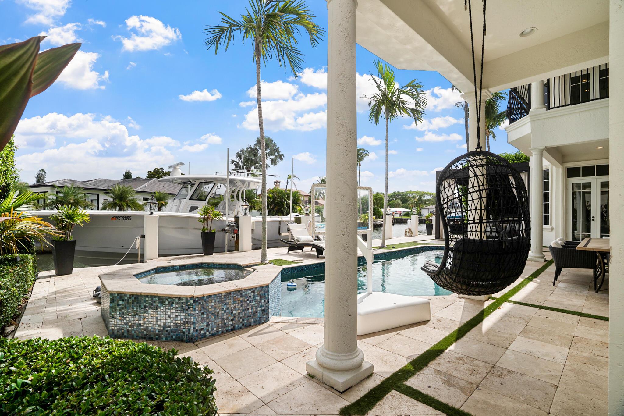 CARIBBEAN KEYS - Residential