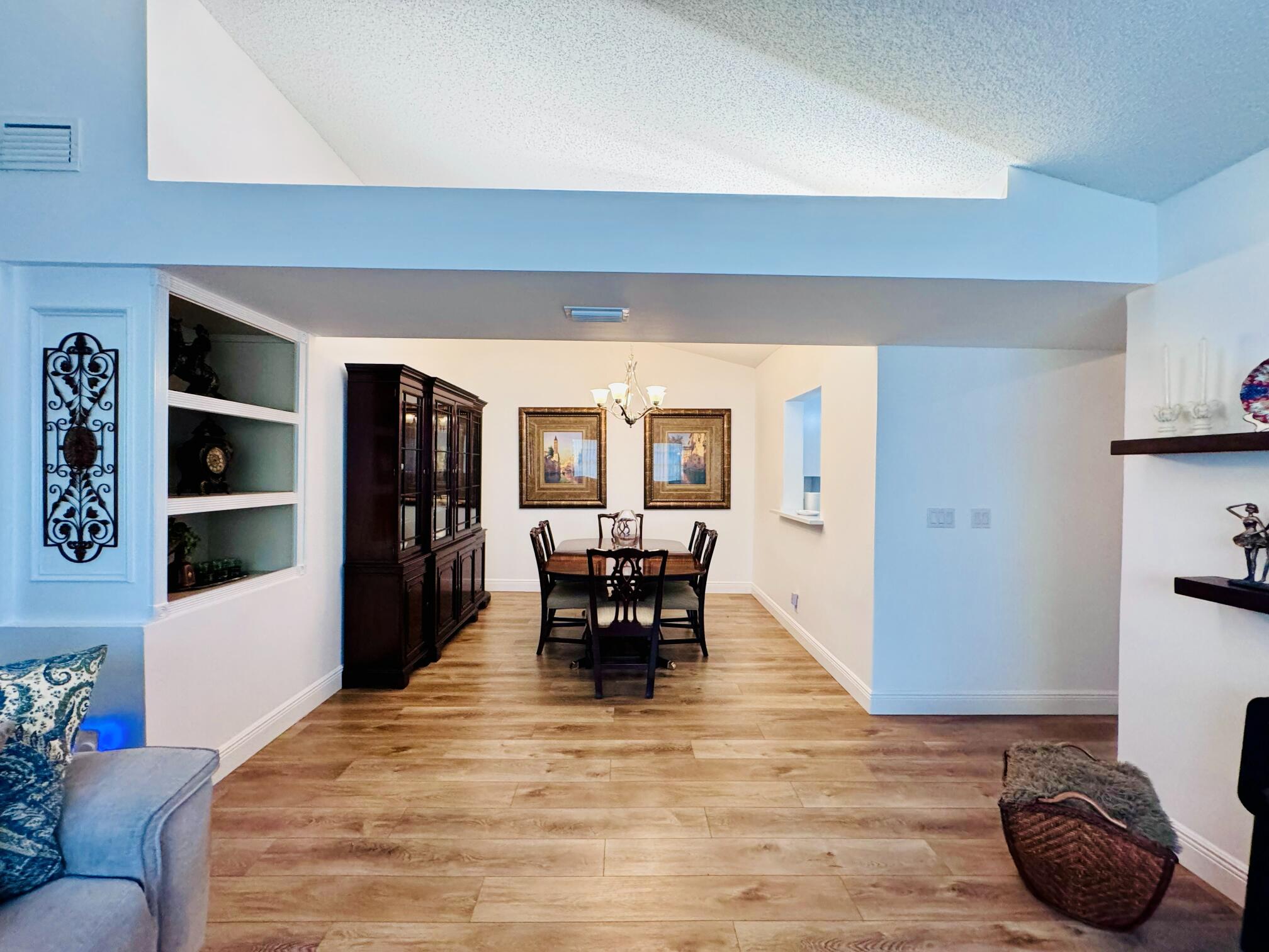 CASA DEL REY - Residential