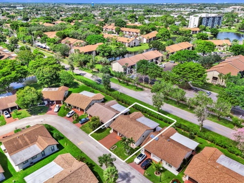 Tiny photo for 2085 SW 15th Place, Deerfield Beach, FL 33442 (MLS # B26083434)
