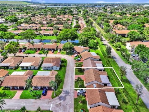 Tiny photo for 2085 SW 15th Place, Deerfield Beach, FL 33442 (MLS # B26083434)