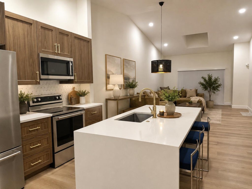 Photo of 6410 Royal Manor Circle, Delray Beach, FL 33484 (MLS # R11015410)