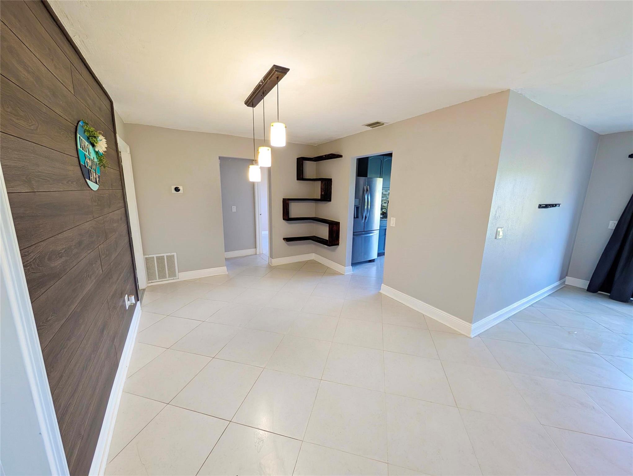 Sunrise Golf Village Sec - Residential