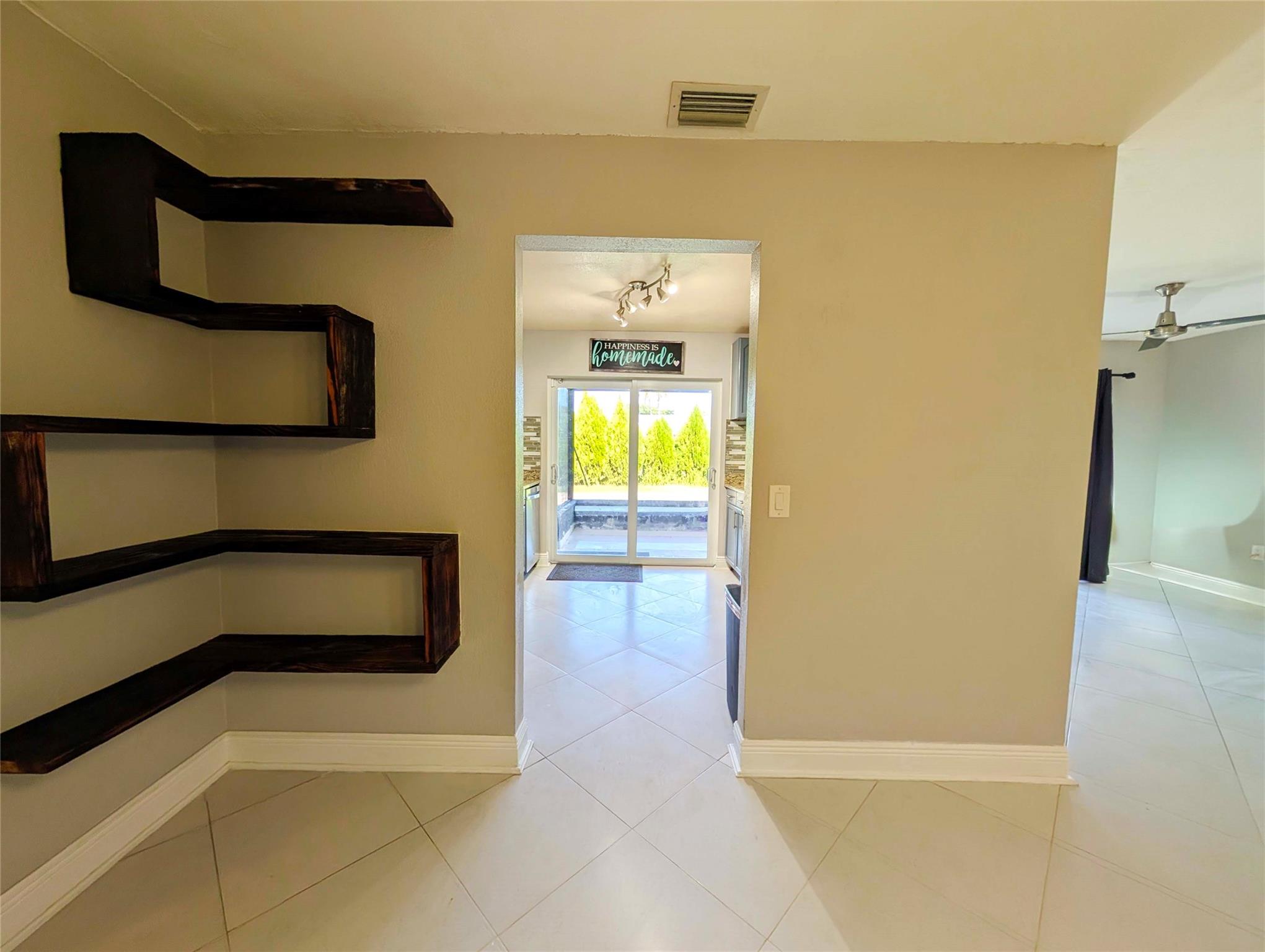 Sunrise Golf Village Sec - Residential