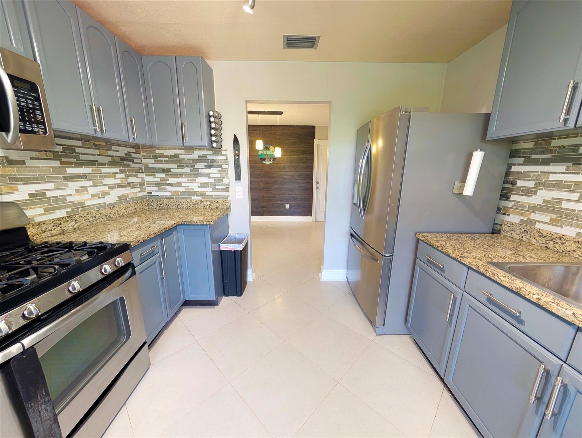 Sunrise Golf Village Sec - Residential