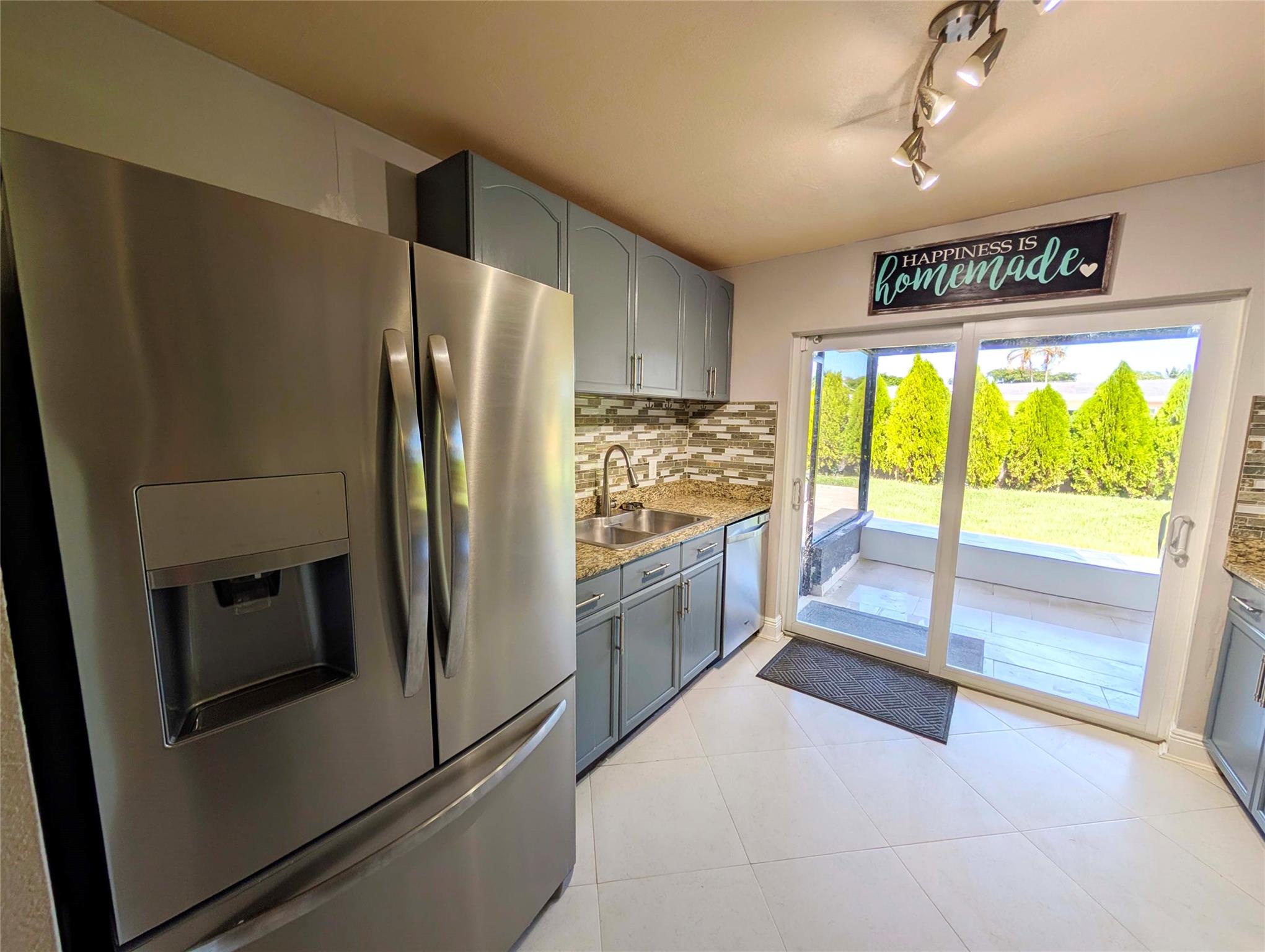 Sunrise Golf Village Sec - Residential