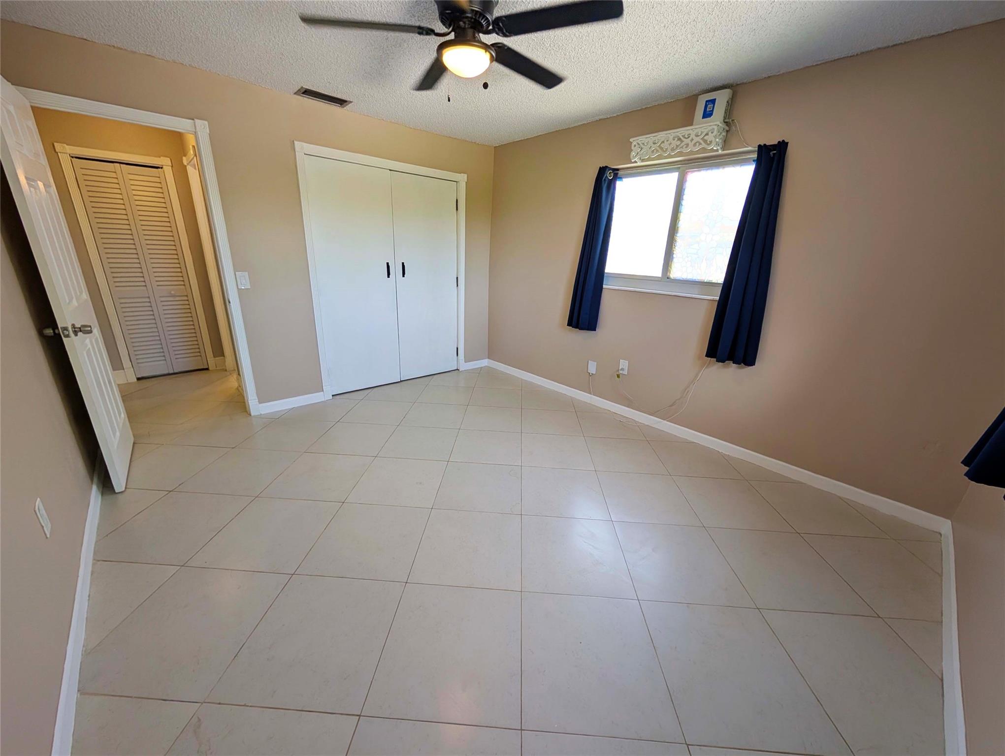 Sunrise Golf Village Sec - Residential