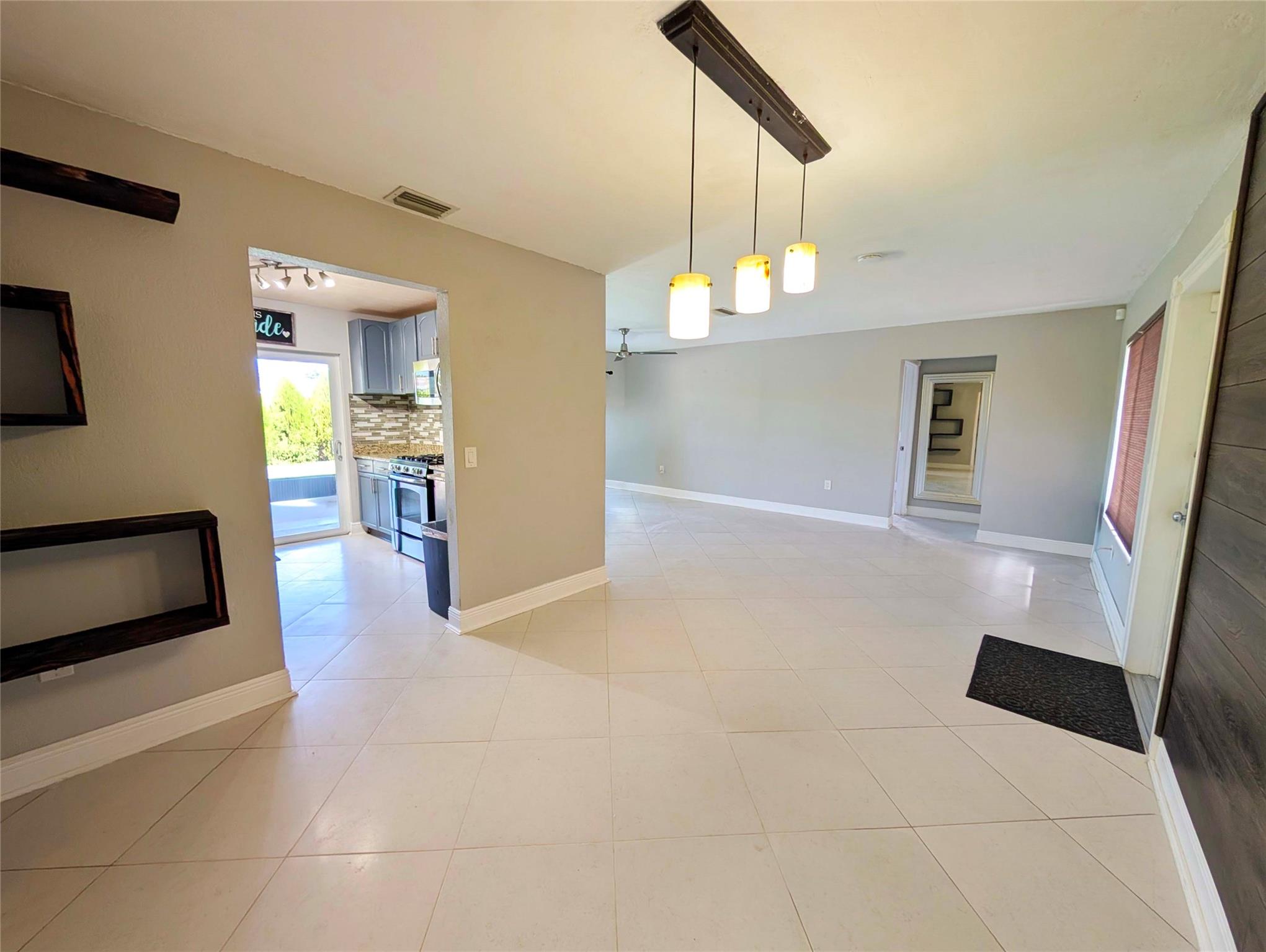 Sunrise Golf Village Sec - Residential