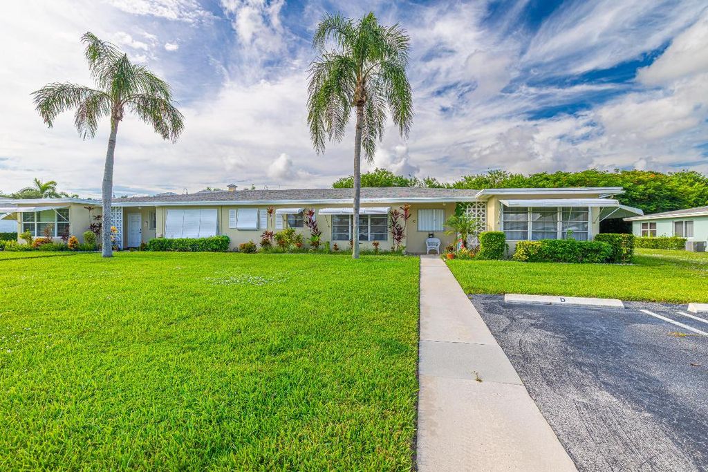 Photo of 180 High Point Terrace E #C, Delray Beach, FL 33445 (MLS # R11139659)