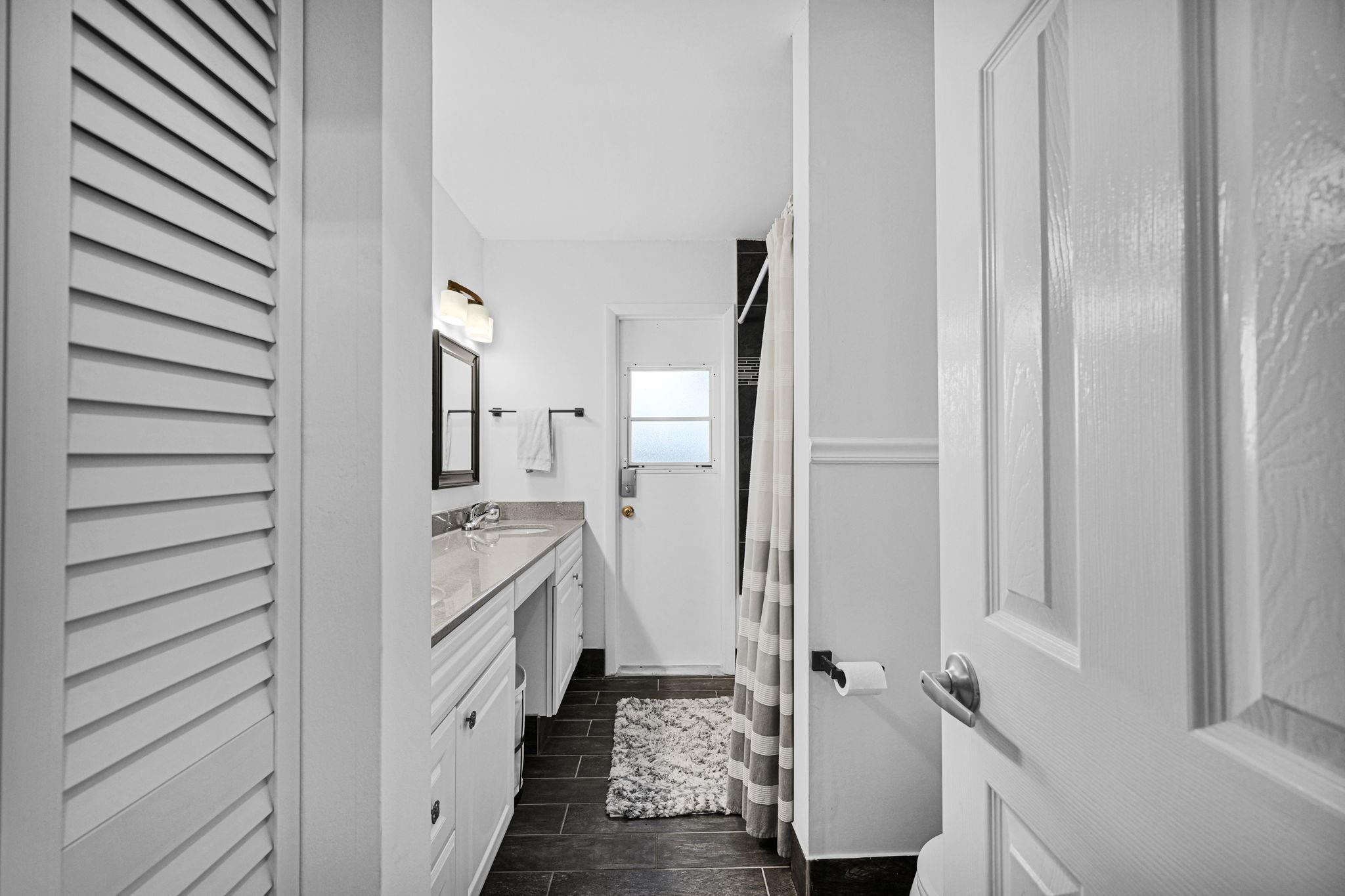 Coral Spgs Lakes 68-12 B - Residential