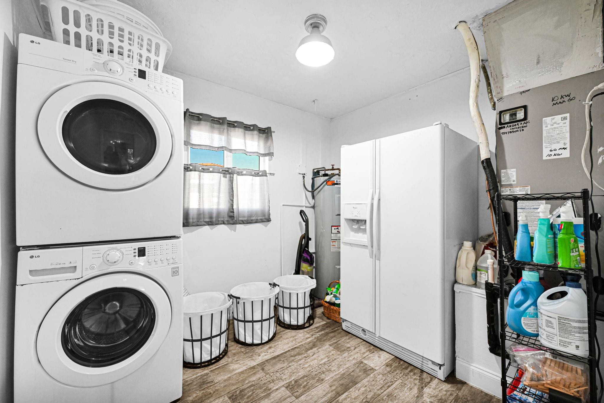 Coral Spgs Lakes 68-12 B - Residential