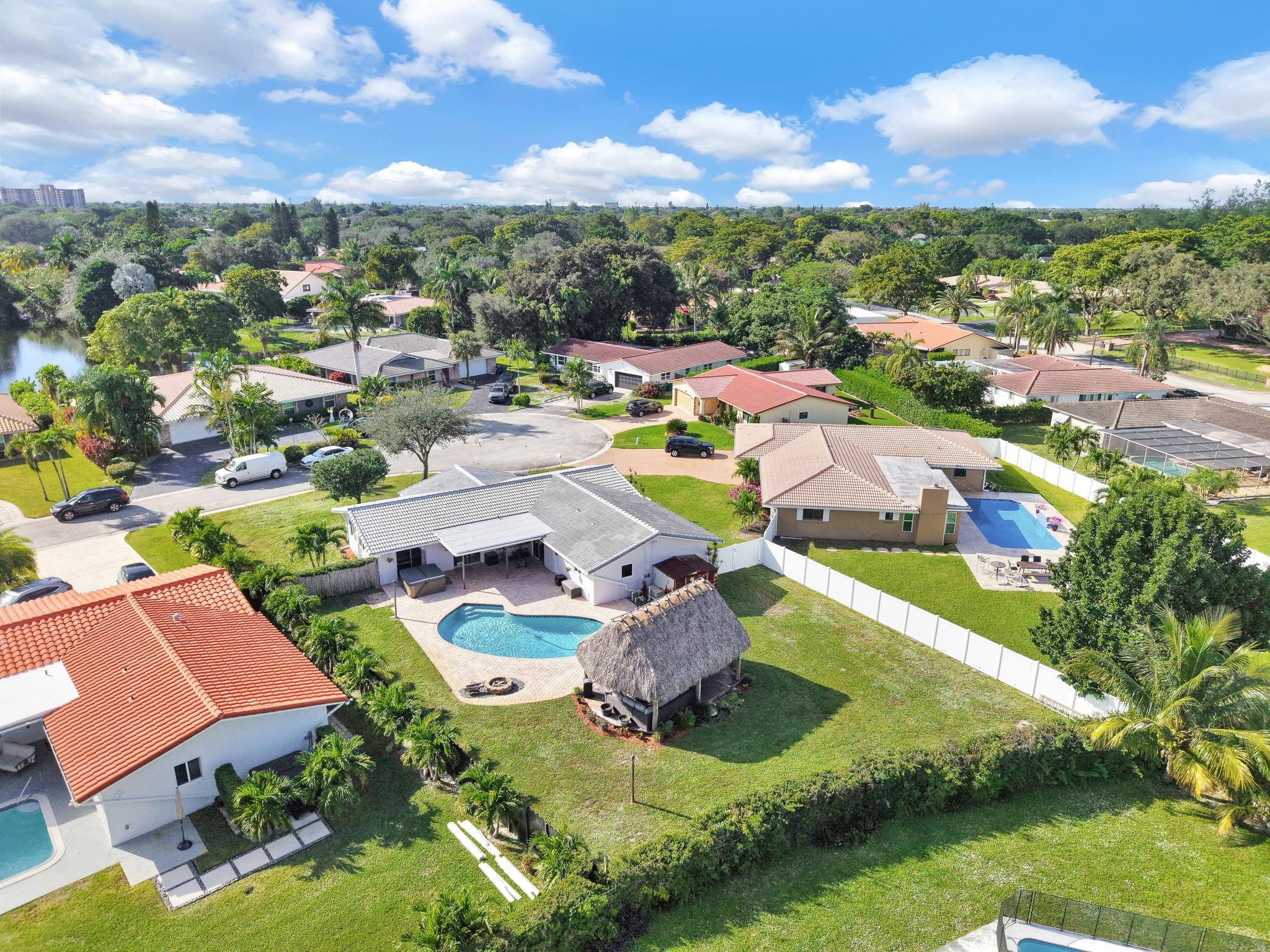 Coral Spgs Lakes 68-12 B - Residential