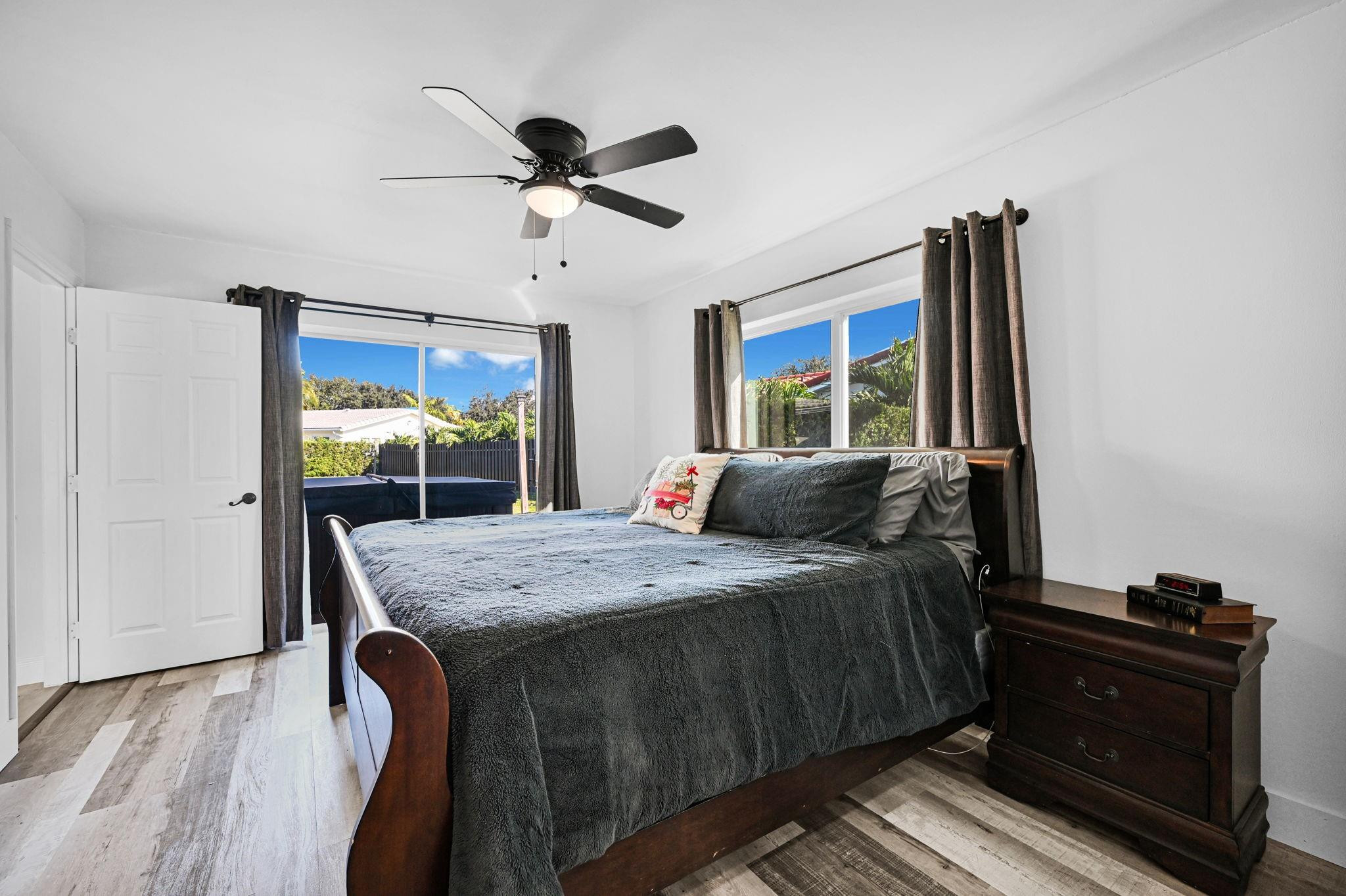 Coral Spgs Lakes 68-12 B - Residential