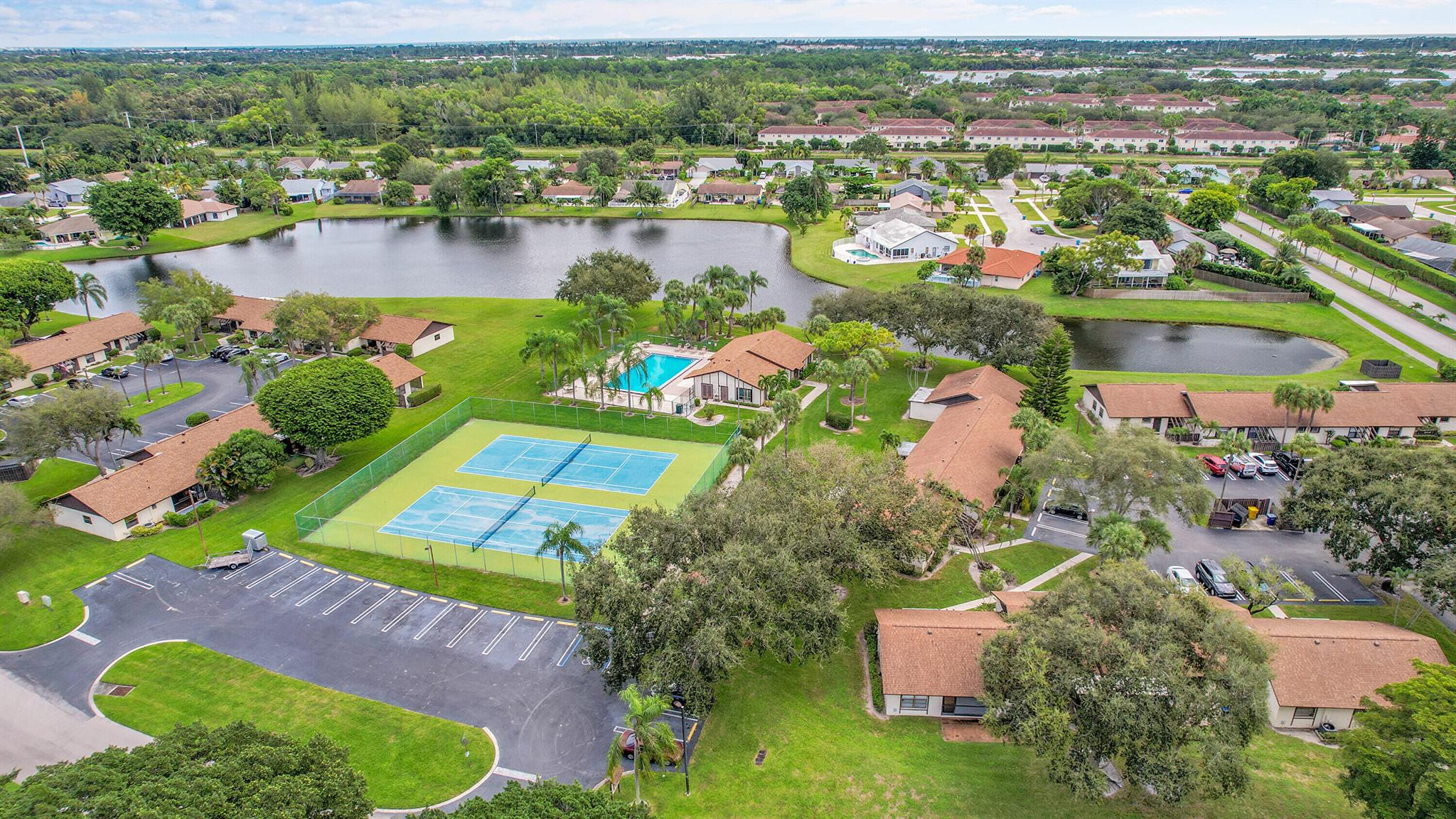 TRADEWINDS AT DOS LAGOS C - Residential