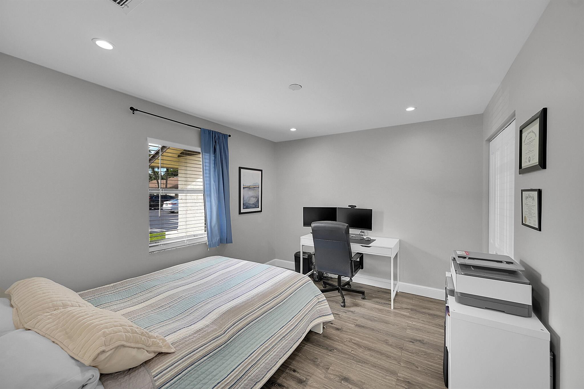 TRADEWINDS AT DOS LAGOS C - Residential