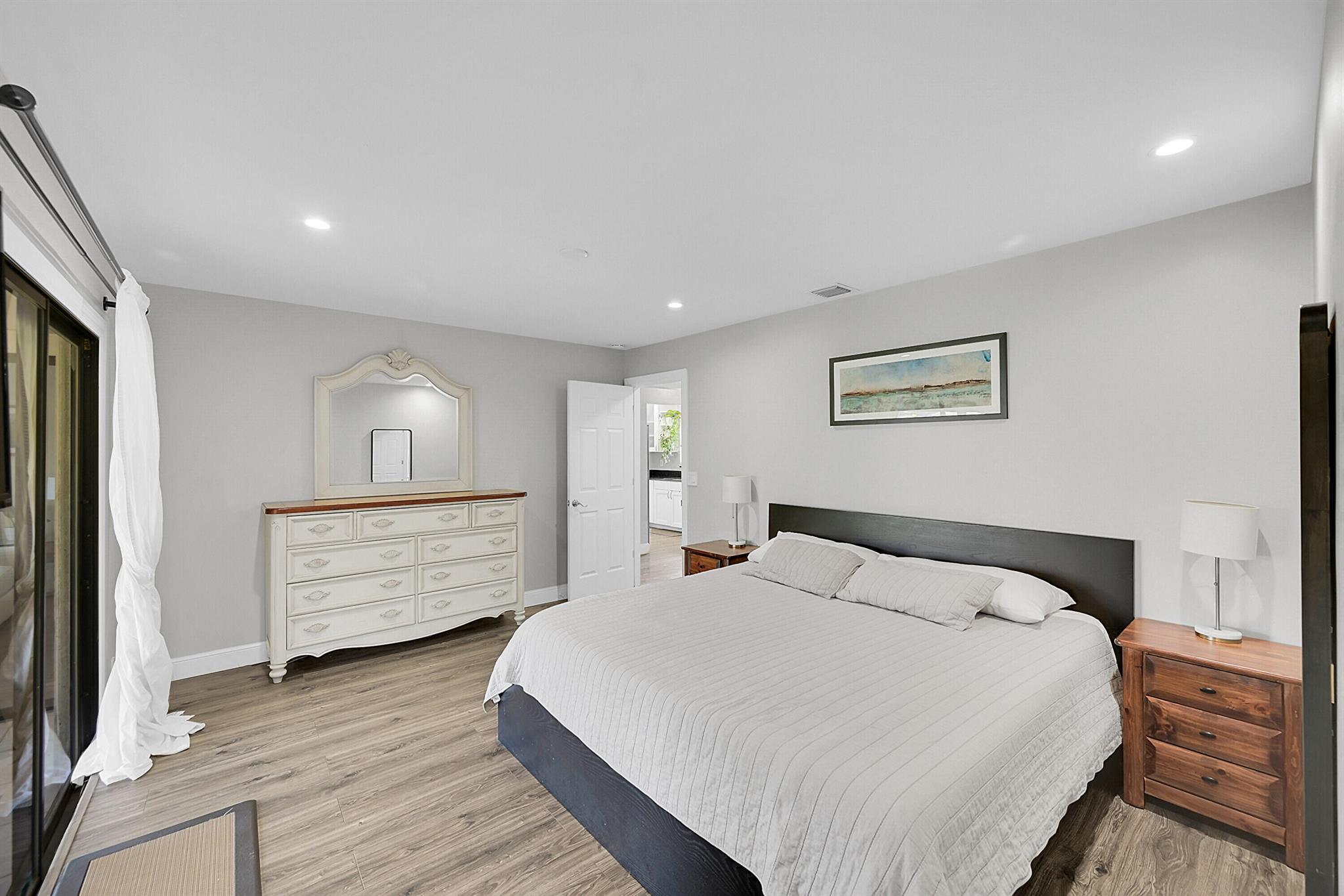 TRADEWINDS AT DOS LAGOS C - Residential