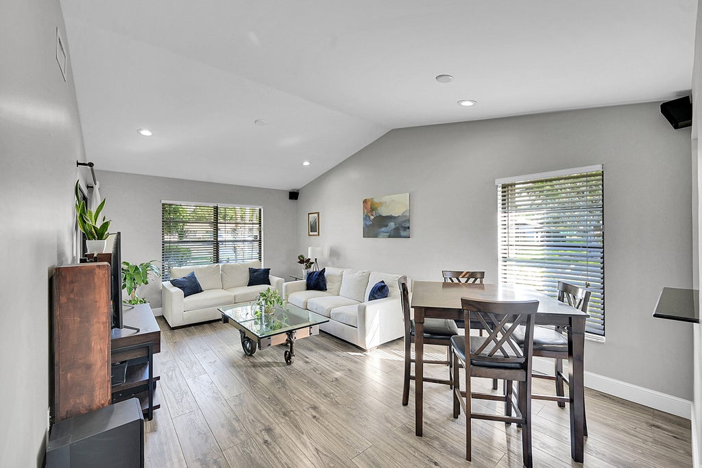 Photo of 16 Via De Casas Norte #16, Boynton Beach, FL 33426 (MLS # R11137679)