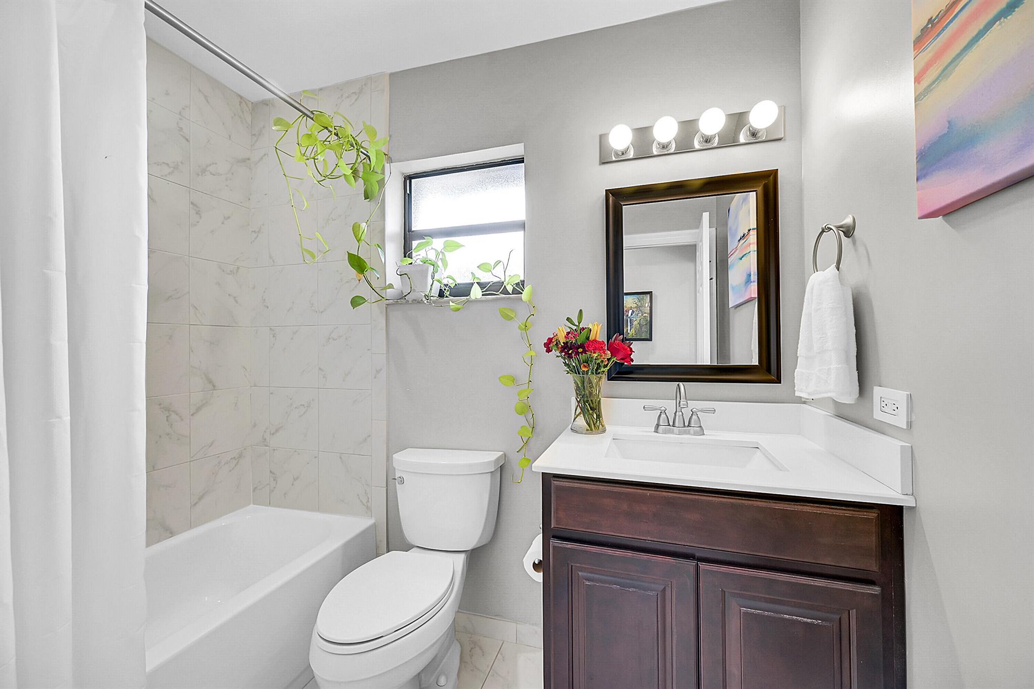 TRADEWINDS AT DOS LAGOS C - Residential