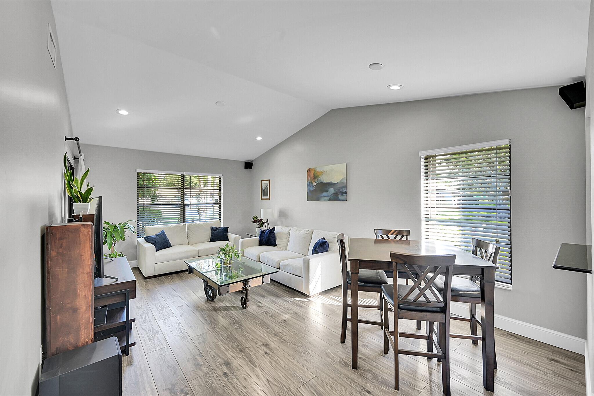 TRADEWINDS AT DOS LAGOS C - Residential