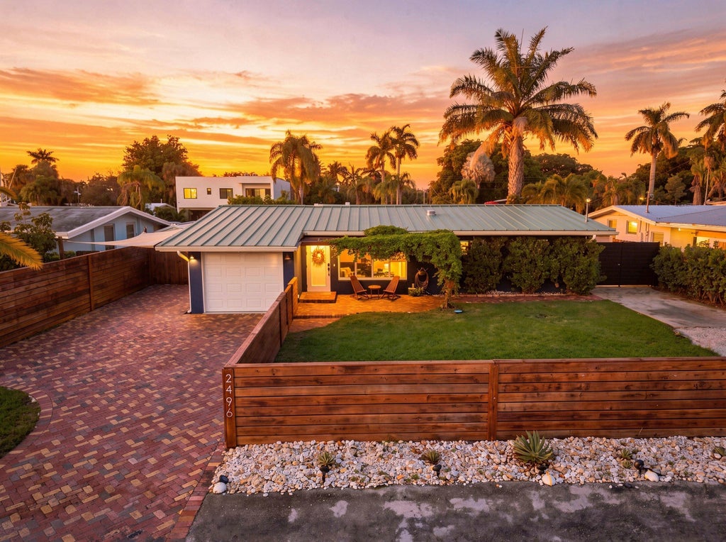 Photo of 2496 BIMINI Lane, Fort Lauderdale, FL 33312 (MLS # B26080374)